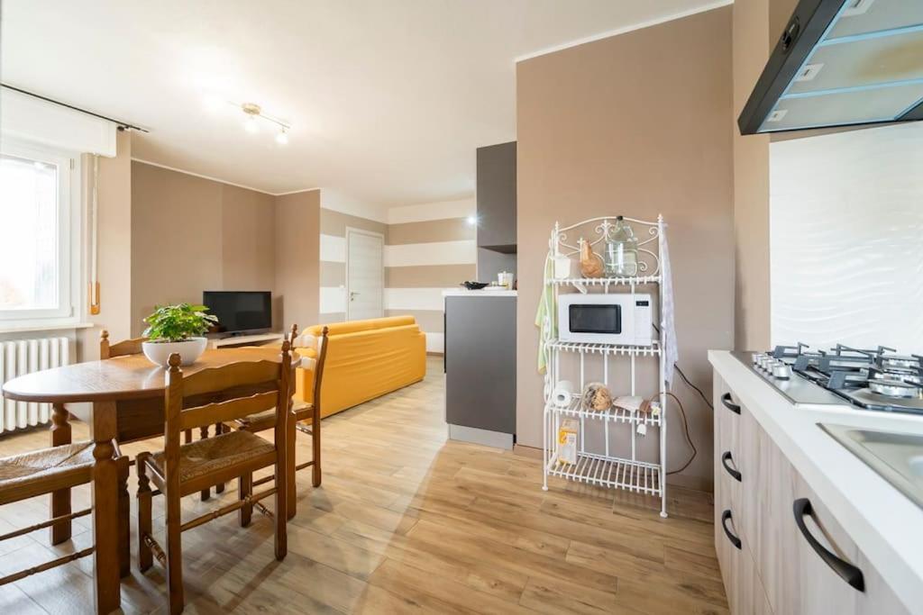 Bella Borgo Apartment Borgo San Dalmazzo Ngoại thất bức ảnh